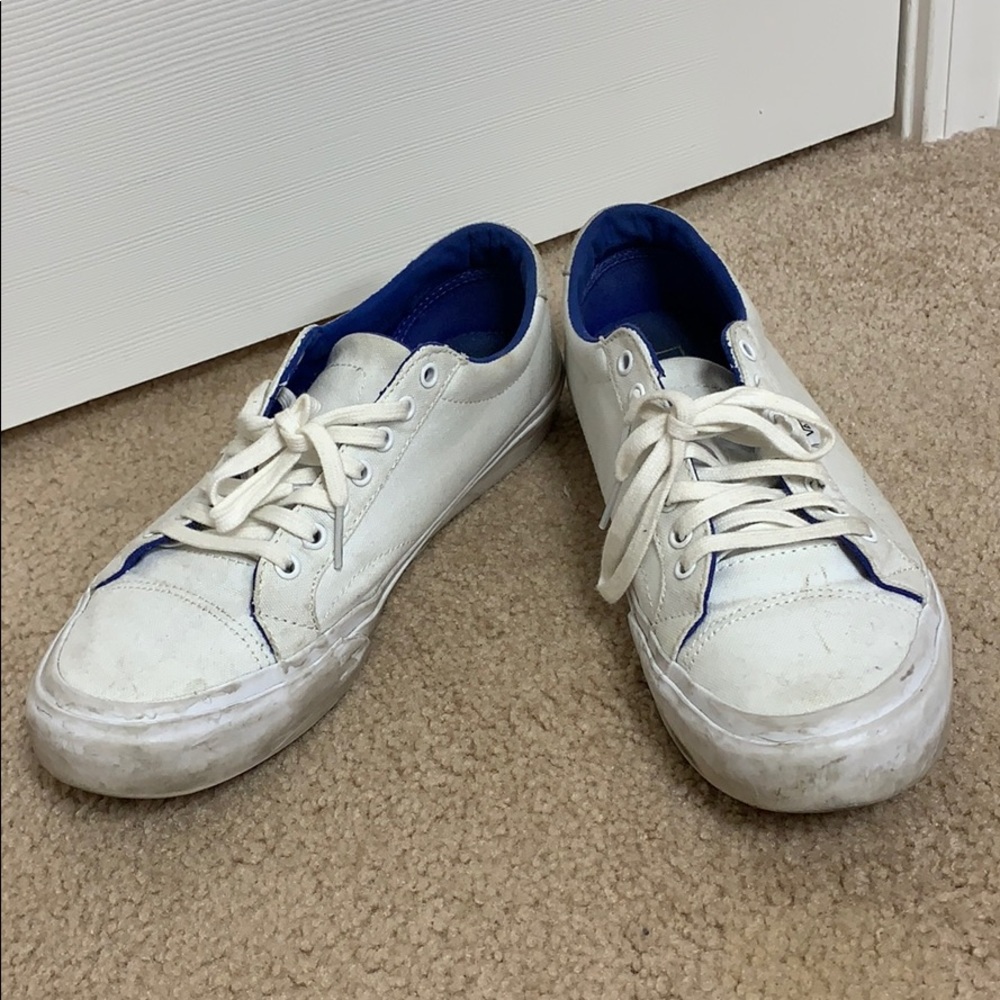 White vans